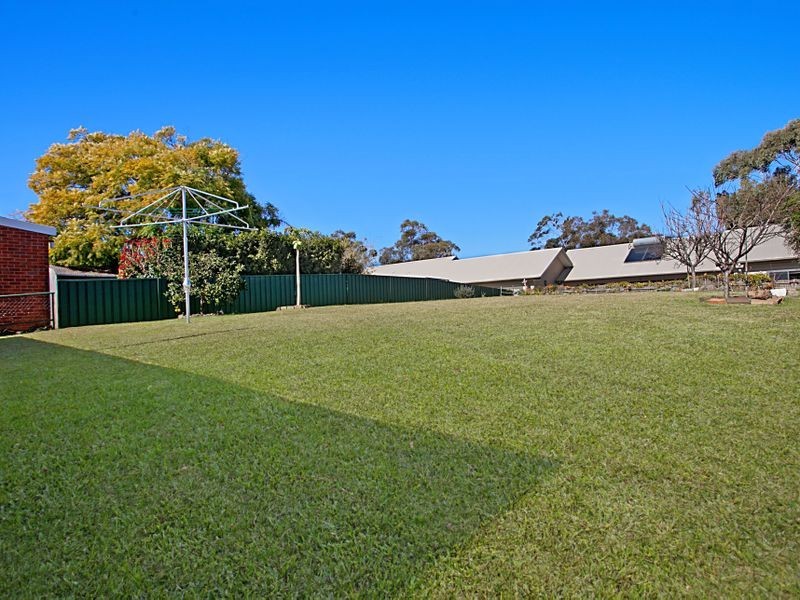 74 Mills Street, Warners Bay NSW 2282