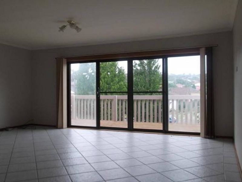 3 Lynn Place, Speers Point NSW 2284