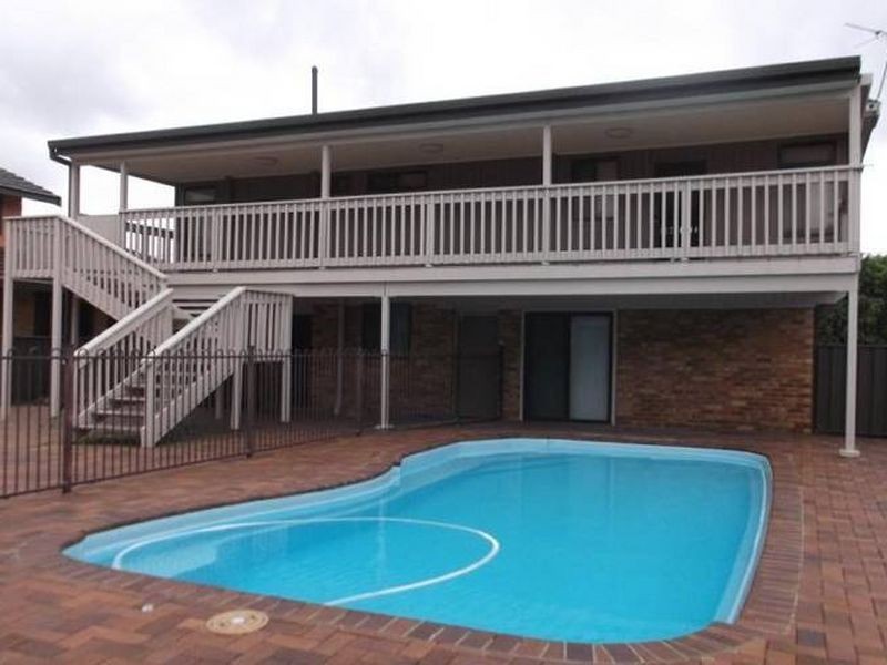 3 Lynn Place, Speers Point NSW 2284