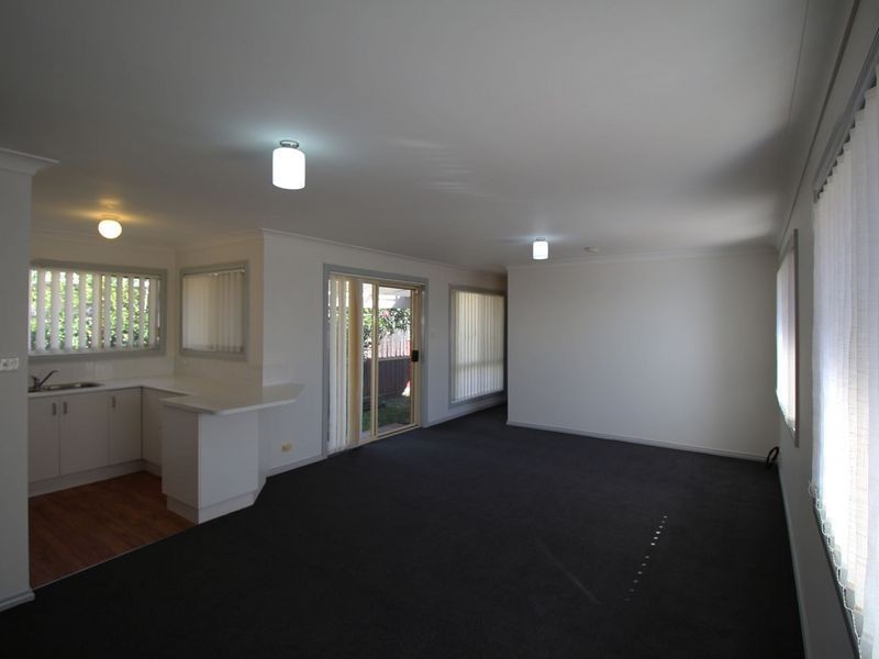 2/91 Kings Road, New Lambton NSW 2305