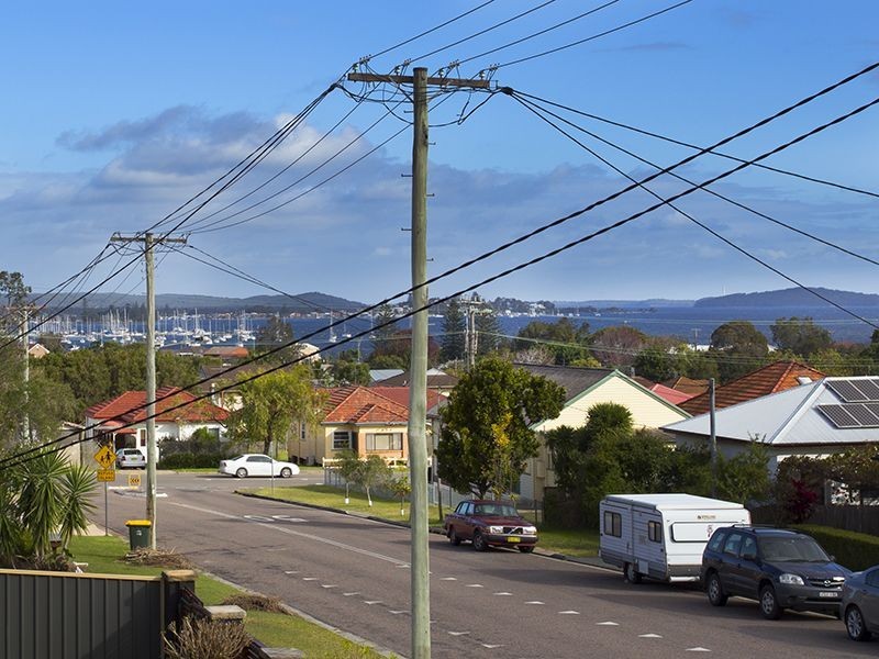 46 Vista Parade, Belmont NSW 2280