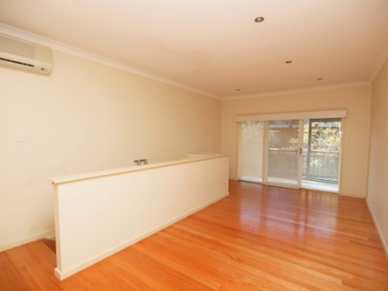 17/11 Aintree Close, Charlestown NSW 2290