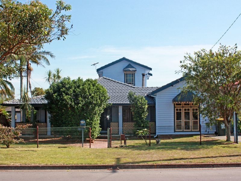 9 Docker Street, Marks Point NSW 2280