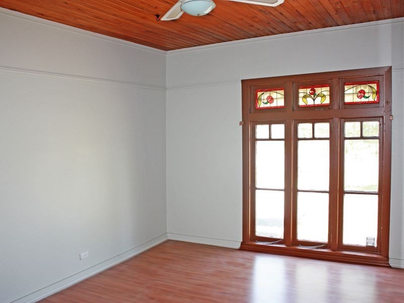 9 Docker Street, Marks Point NSW 2280