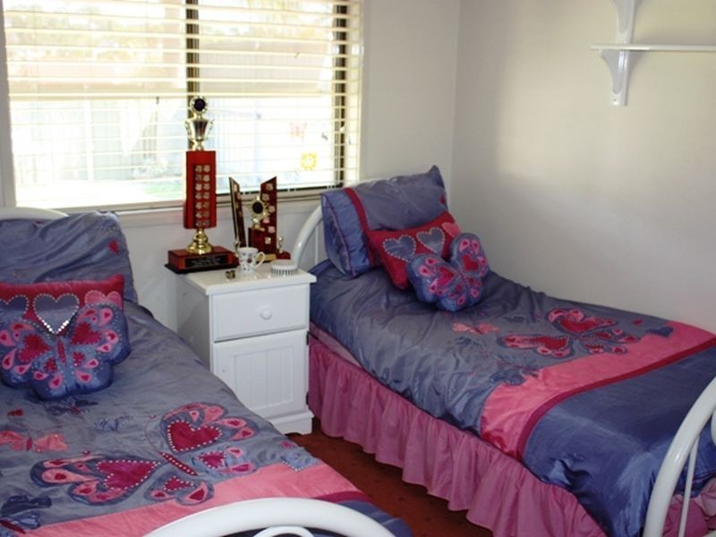 15 Haddington Drive, Cardiff South NSW 2285