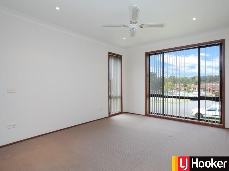 21 Davies Parade, Mount Hutton NSW 2290