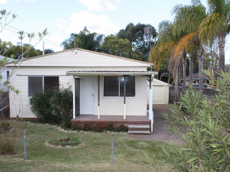 24 Goundry Street, Gateshead NSW 2290