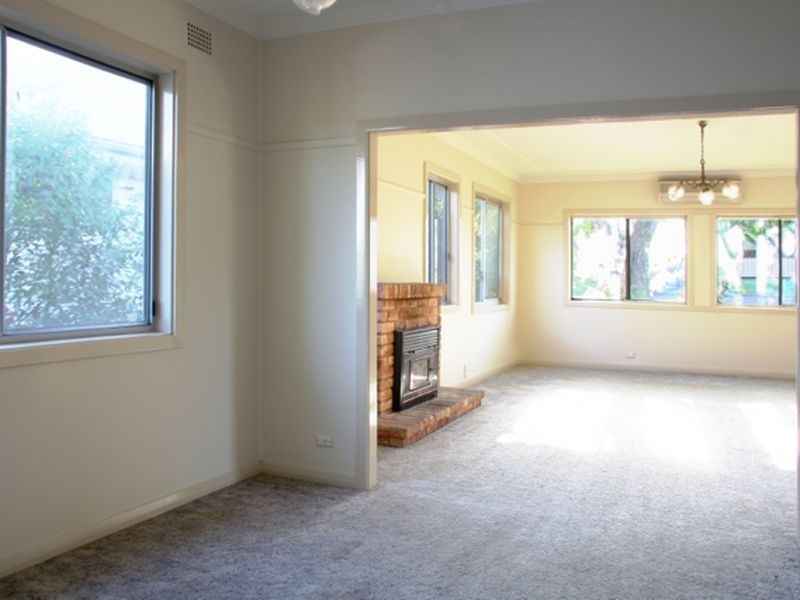 8 Second Street, Cardiff South NSW 2285