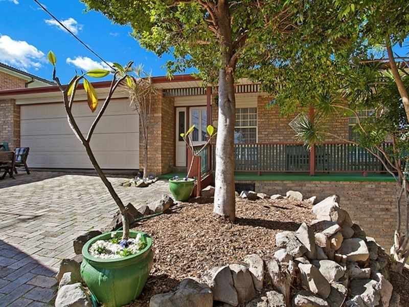 5 Barrett Avenue, Garden Suburb NSW 2289