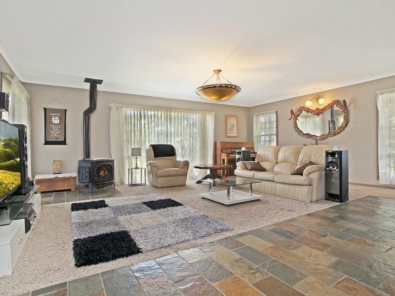 5 Barrett Avenue, Garden Suburb NSW 2289