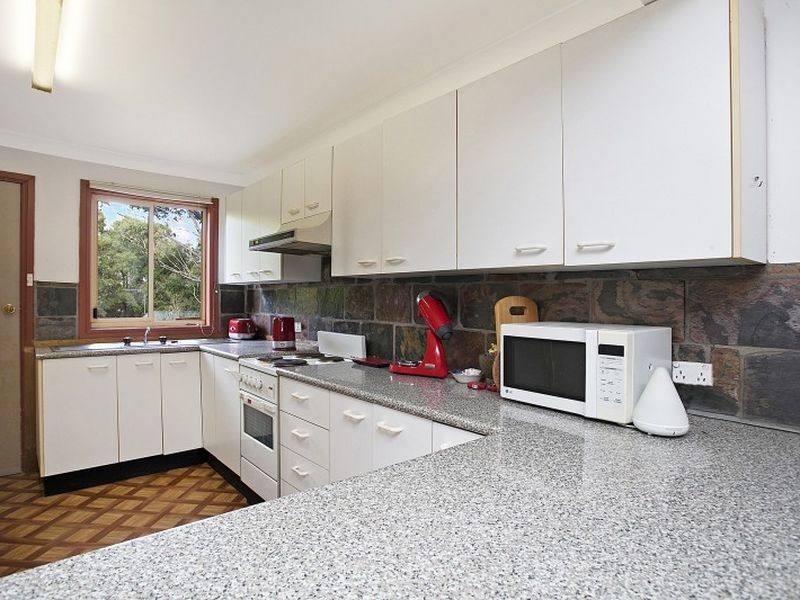 5 Barrett Avenue, Garden Suburb NSW 2289