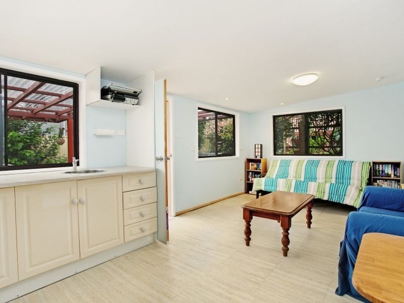 6 Thomas Street, Dudley NSW 2290