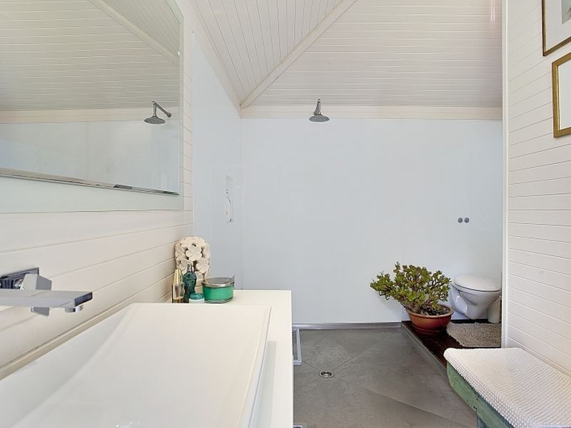 15 Haddon Crescent, Marks Point NSW 2280