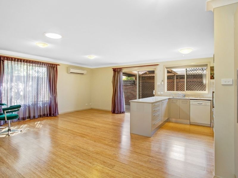 2/56 Albert Street, Warners Bay NSW 2282