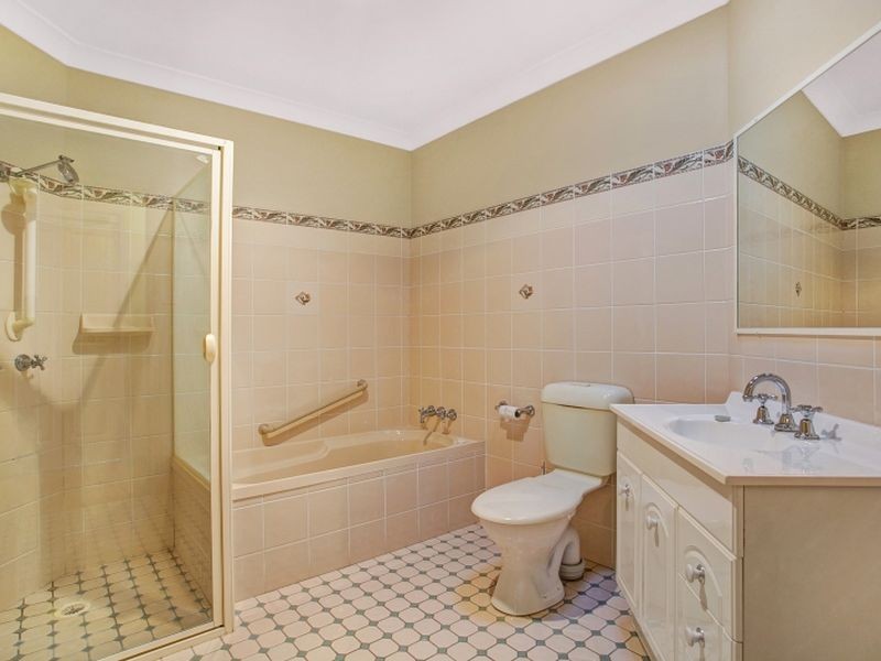 2/56 Albert Street, Warners Bay NSW 2282