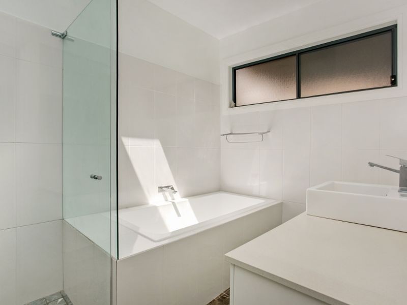 7 Lynette Place, Kotara NSW 2289