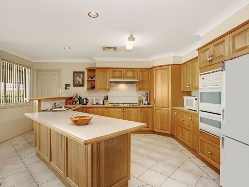 5 Paterson Close, Whitebridge NSW 2290