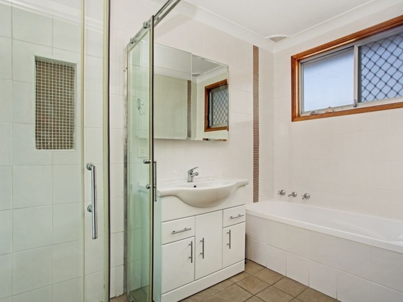 69 Macquarie Road, Cardiff NSW 2285