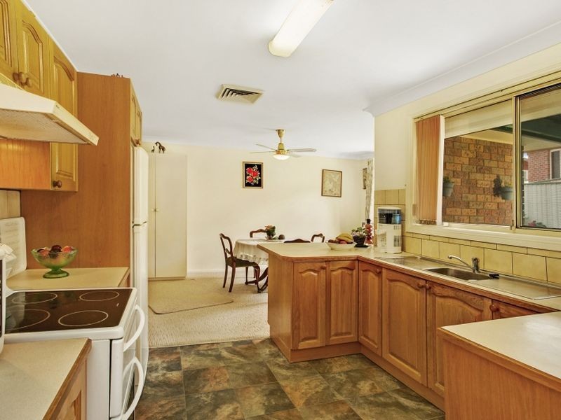 4/15 Bakeri CCT, Warabrook NSW 2304