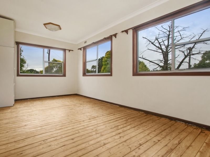 11 University Drive, Waratah West NSW 2298