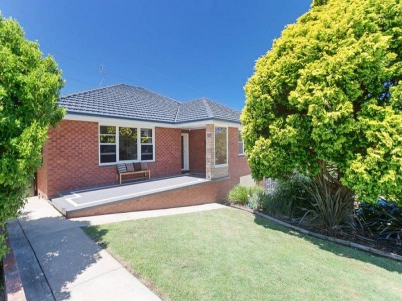 15 Roslyn Avenue, Charlestown NSW 2290