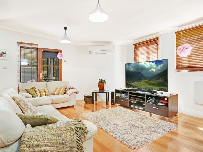 6 Steel Street, Hamilton NSW 2303