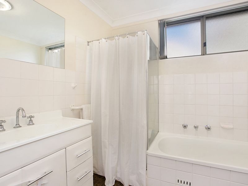 6/3 Harvard Close, Jesmond NSW 2299