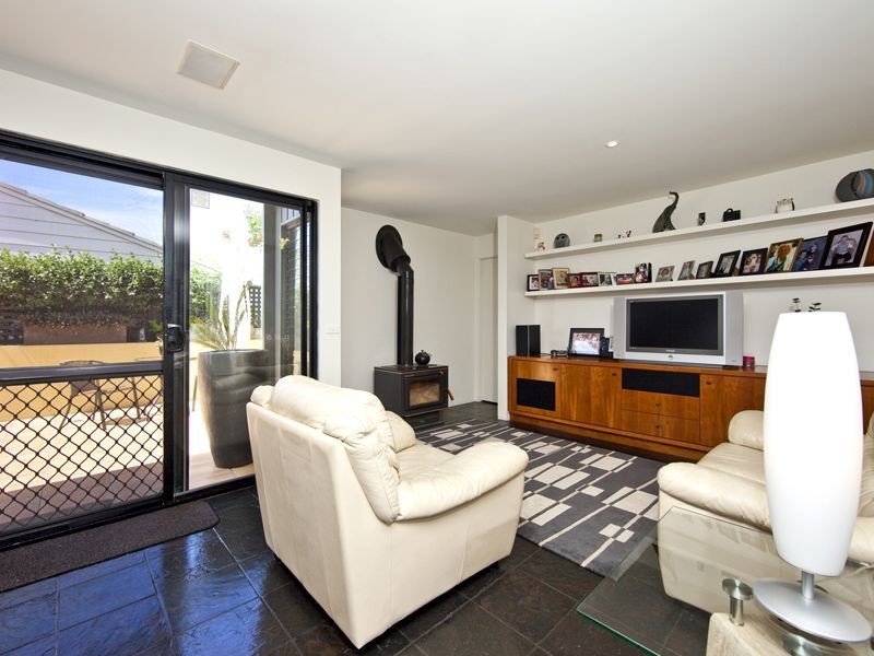 8 Foxdale Avenue, Dudley NSW 2290