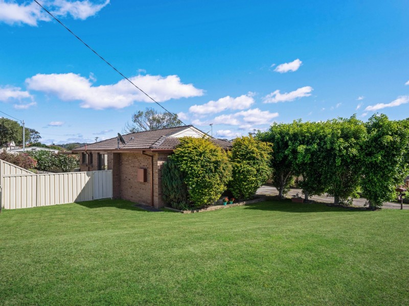11 Harrison Street, Warners Bay NSW 2282