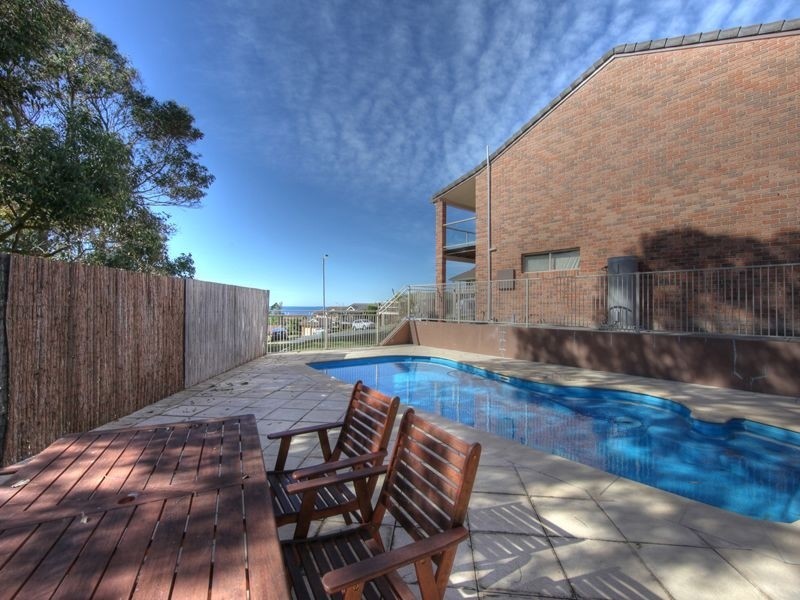 Caves Beach NSW 2281