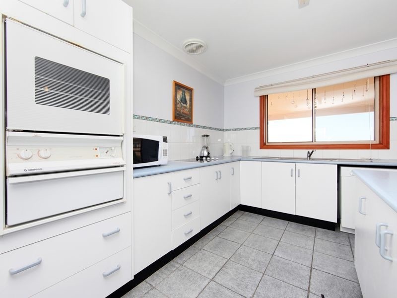 Caves Beach NSW 2281