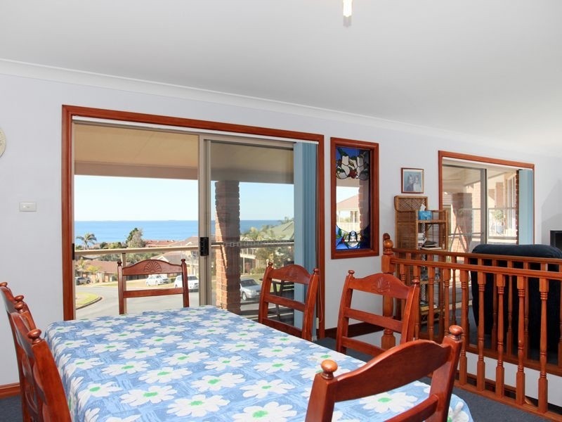 Caves Beach NSW 2281