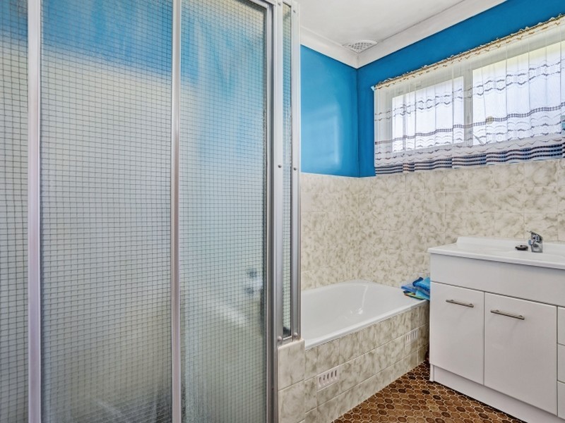 40 Apollo Drive, Charlestown NSW 2290