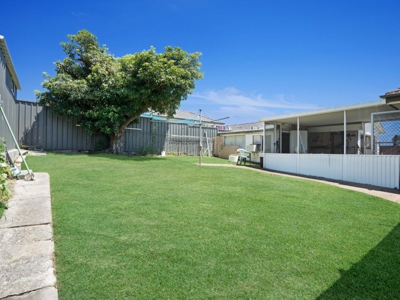 40 Apollo Drive, Charlestown NSW 2290