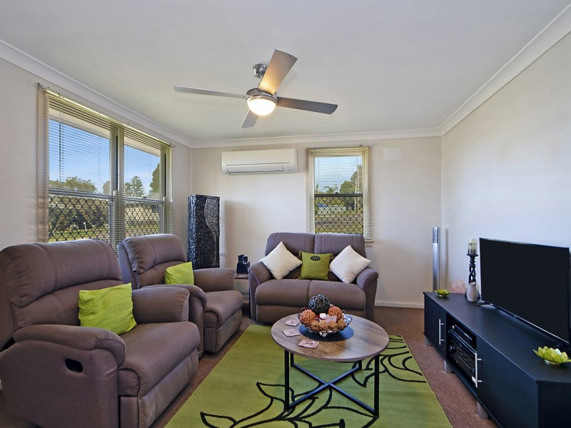 9 Willow Road, Gateshead NSW 2290