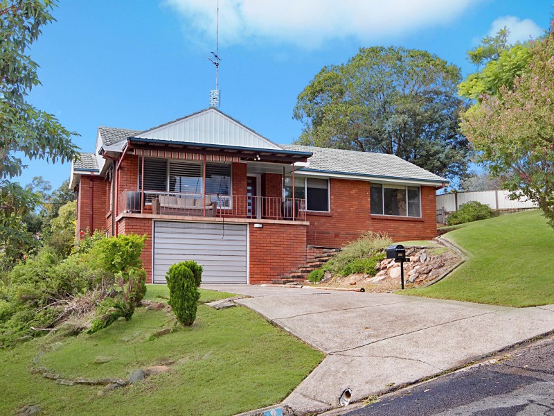 8 Bradman Street, Charlestown NSW 2290