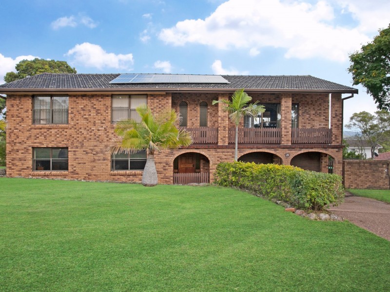 28 Kenton Crescent, Valentine NSW 2280