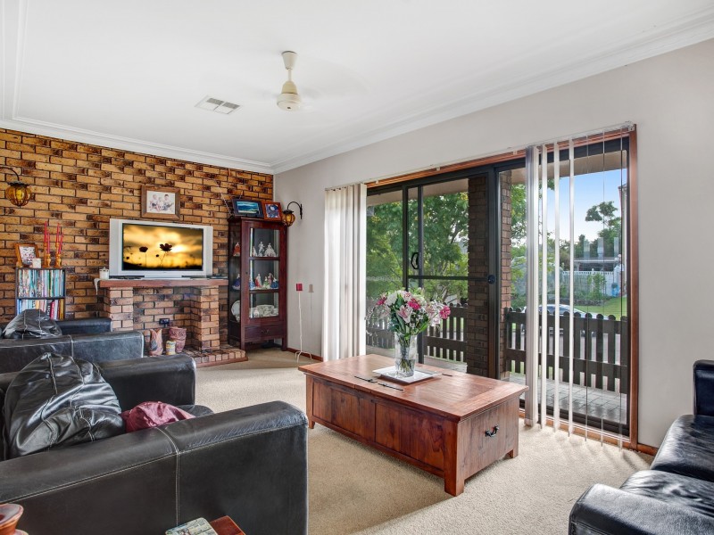 28 Kenton Crescent, Valentine NSW 2280