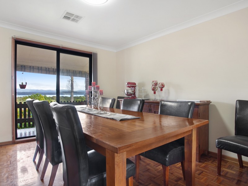 28 Kenton Crescent, Valentine NSW 2280