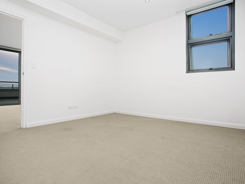 Unit 504W/38 Smart Street, Charlestown NSW 2290