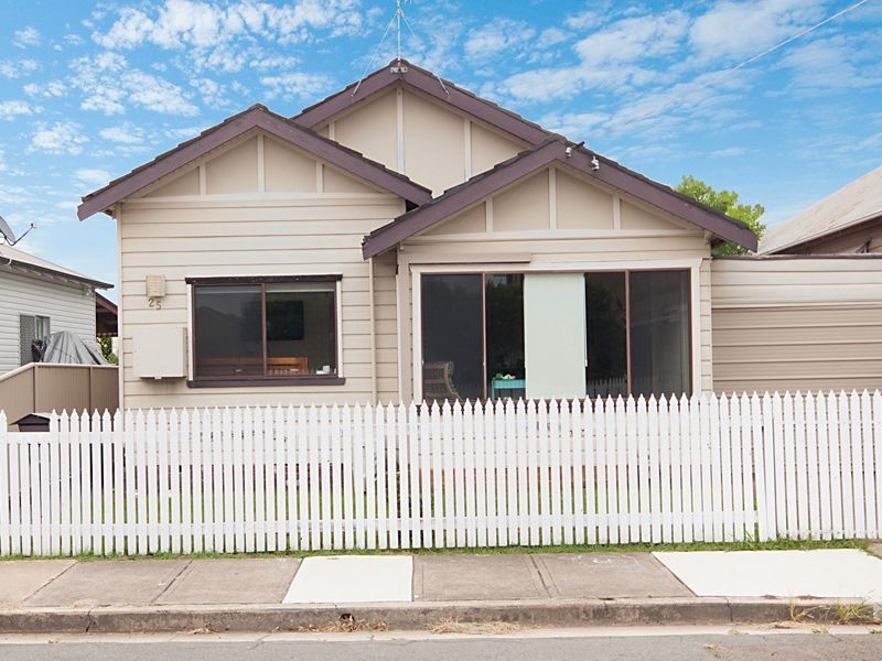 25 Rawson Street, Mayfield NSW 2304