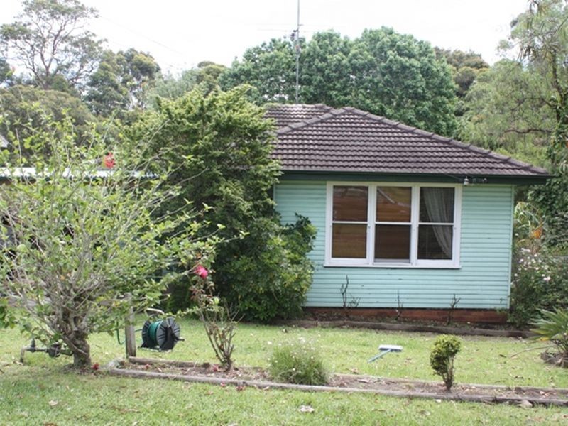 15 Landa Parade, Waratah West NSW 2298