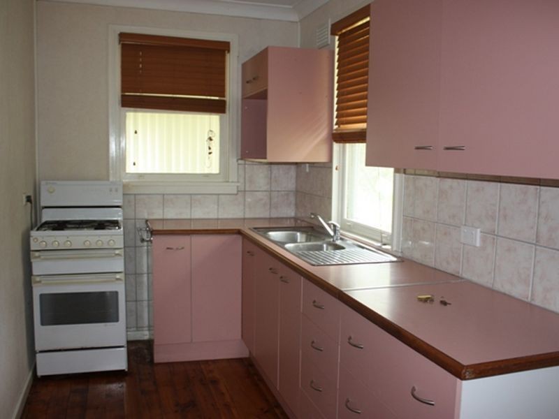 15 Landa Parade, Waratah West NSW 2298