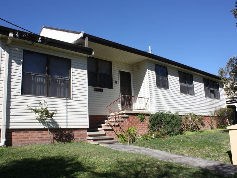 16 Hallvert Crescent, Charlestown NSW 2290