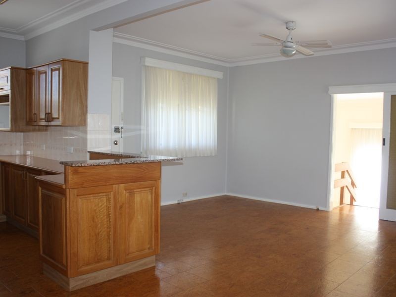 16 Hallvert Crescent, Charlestown NSW 2290