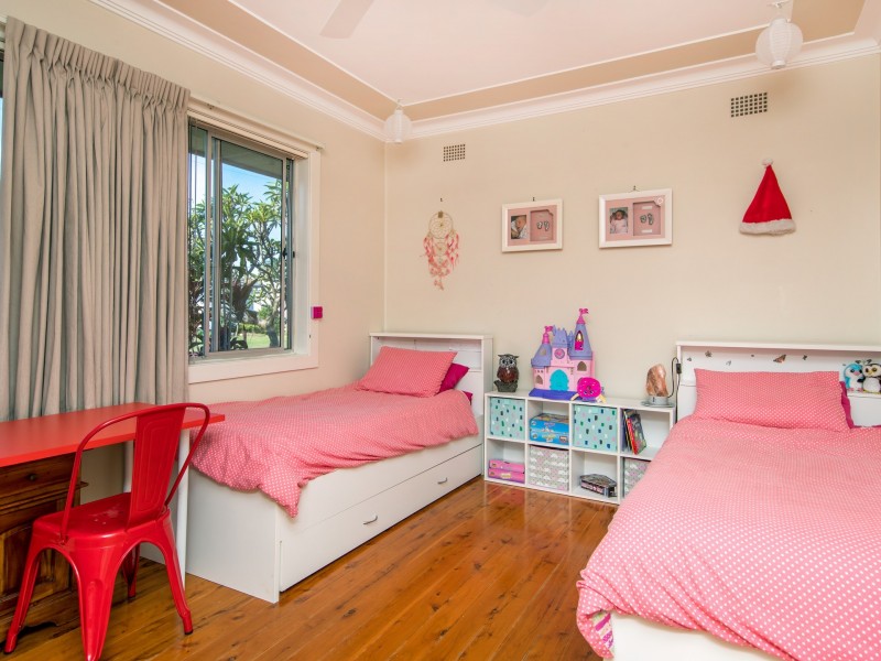 22 Sampson Avenue, Belmont North NSW 2280