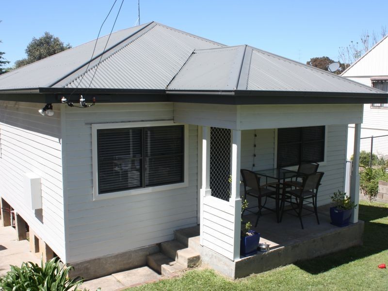 12 Dickinson Street, Charlestown NSW 2290