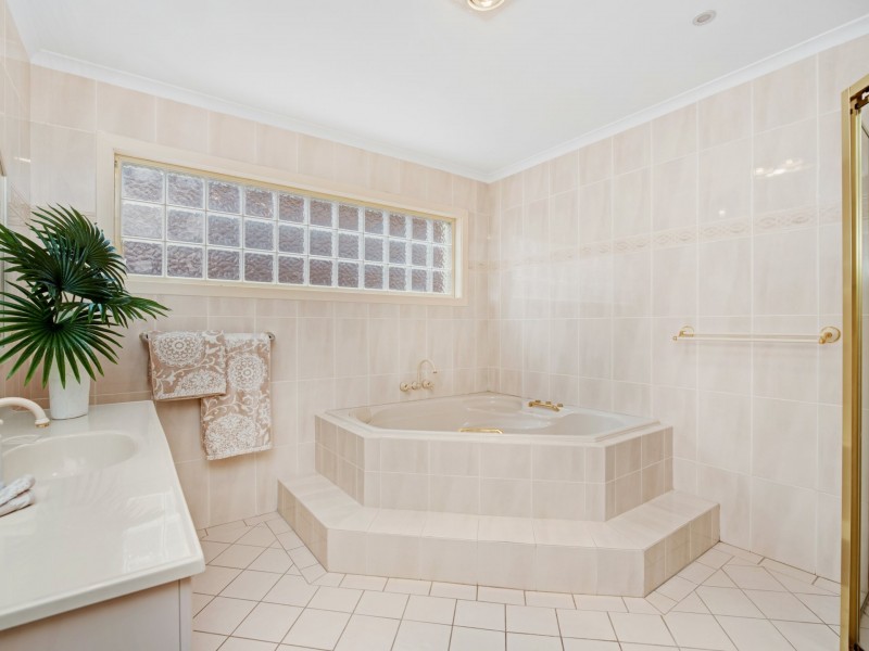 84 Kirkdale Drive, Charlestown NSW 2290