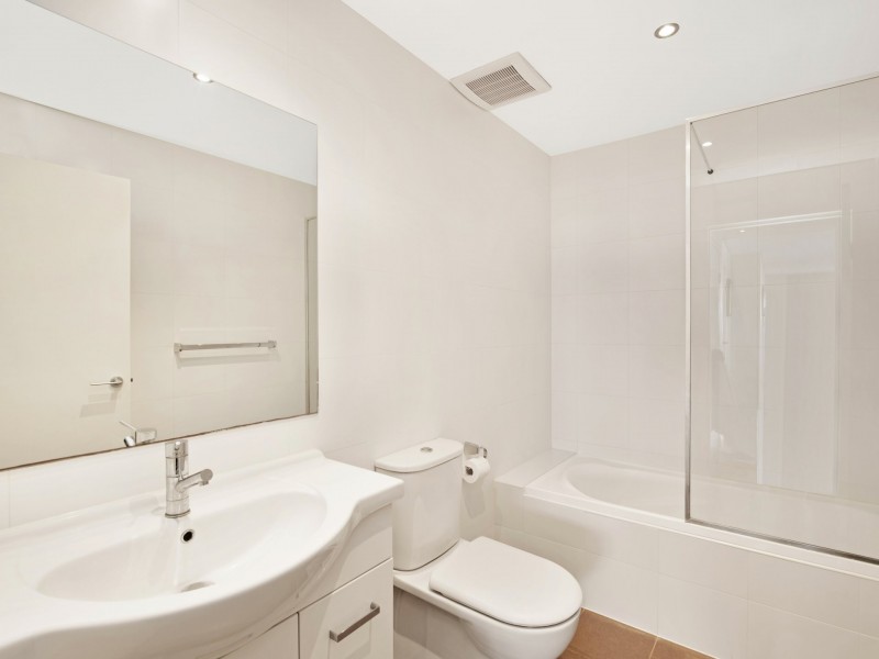 Apartment E603/18-20 Smart Street, Charlestown NSW 2290