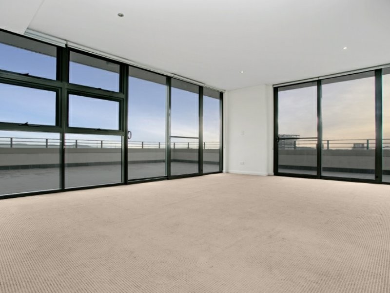 Unit 504/38 Smart Street, Charlestown NSW 2290